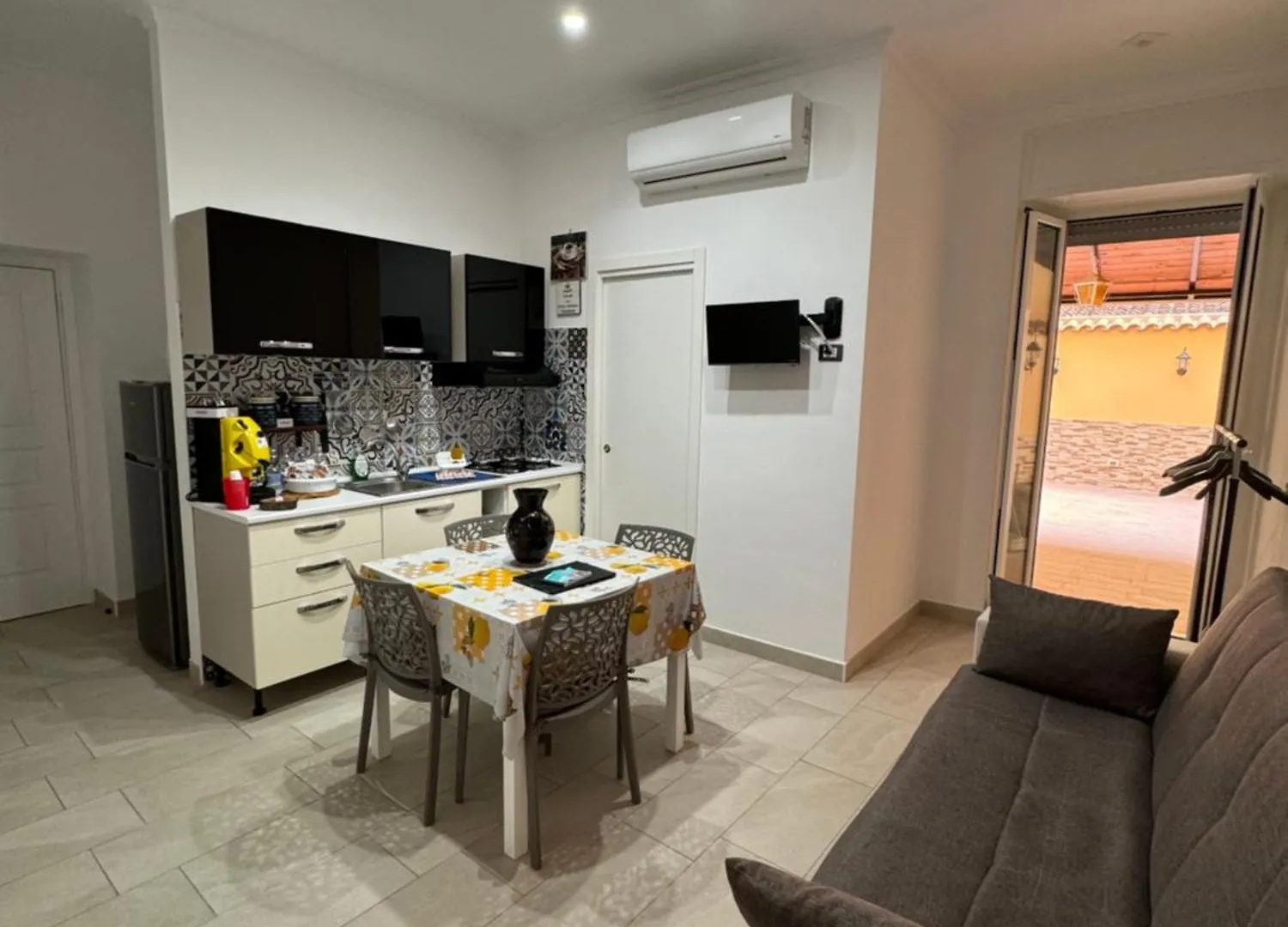 Casa Vacanza Rosmery Apartment Naples